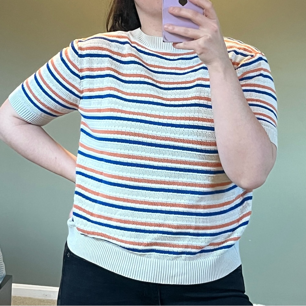 Striped sweater/striped shirt women’s fashion